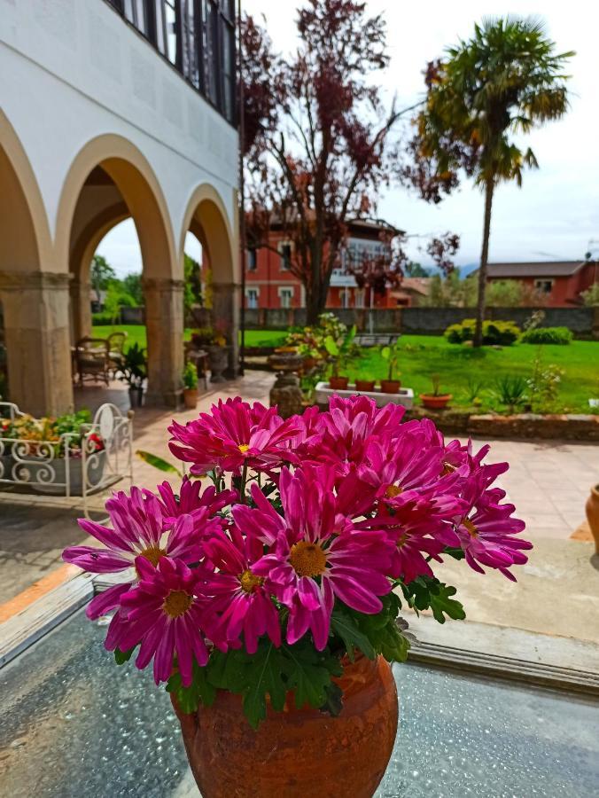 Hotel La Venta De Miyares - Casa De Indianos Piloña Esterno foto